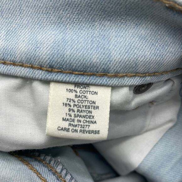 MUDD Women’s 1 (juniors) Mid Rise Blue Jean Cut Off Shorts - Picture 4 of 4